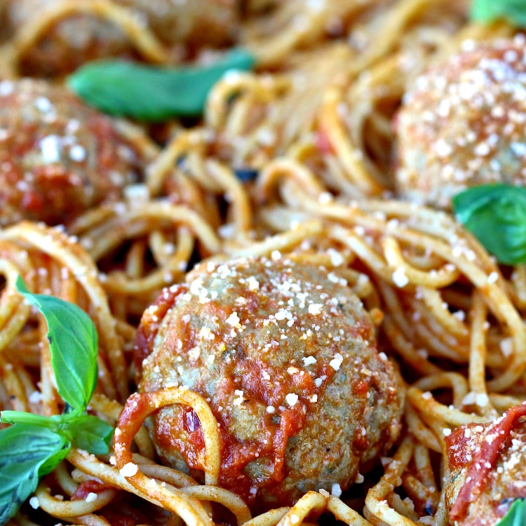 Recipe Resuscitation: A Healthier Spaghetti & Meatballs | @foodiephysician