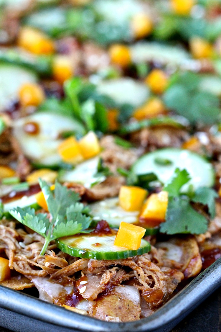 Slow Cooker Asian Pulled Chicken Nachos | @foodiephysician