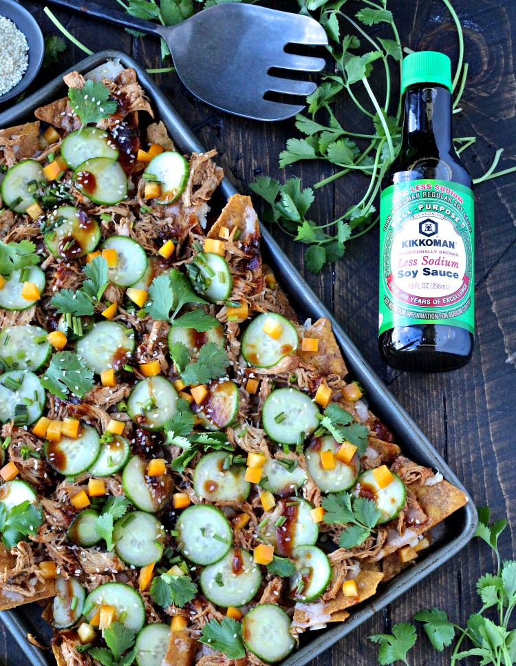Slow Cooker Asian Pulled Chicken Nachos | @foodiephysician