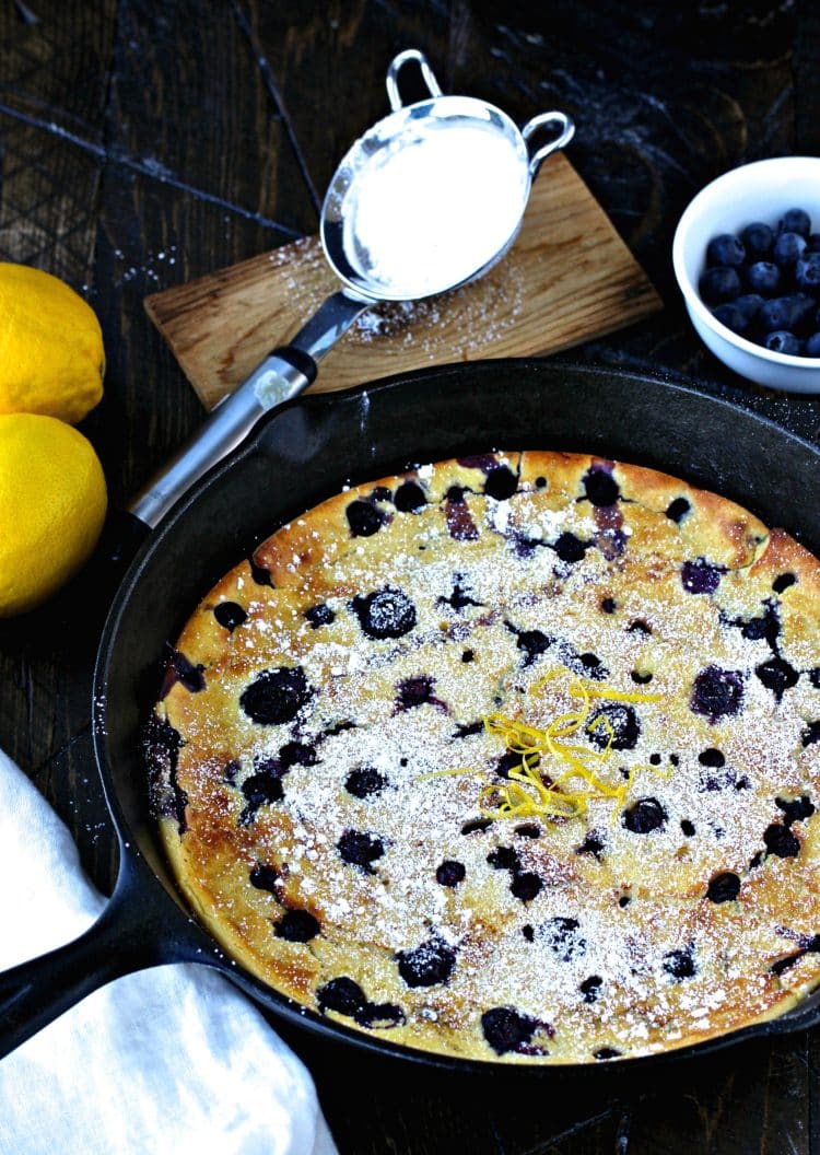 Blueberry Lemon Dutch Baby | @foodiephysician