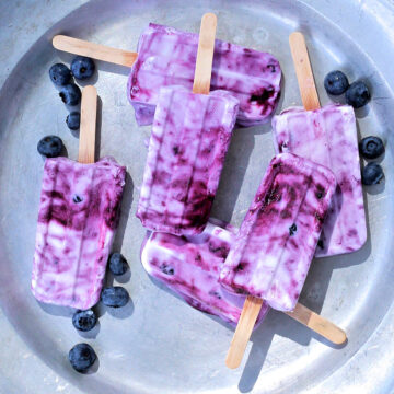 4 Ingredient Blueberry Yogurt Popsicles